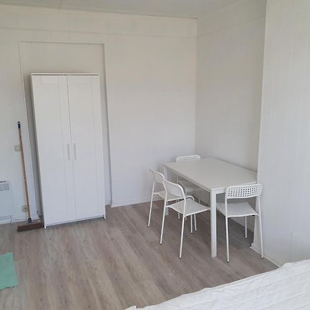 Central Studio For 2 Brussels Ngoại thất bức ảnh